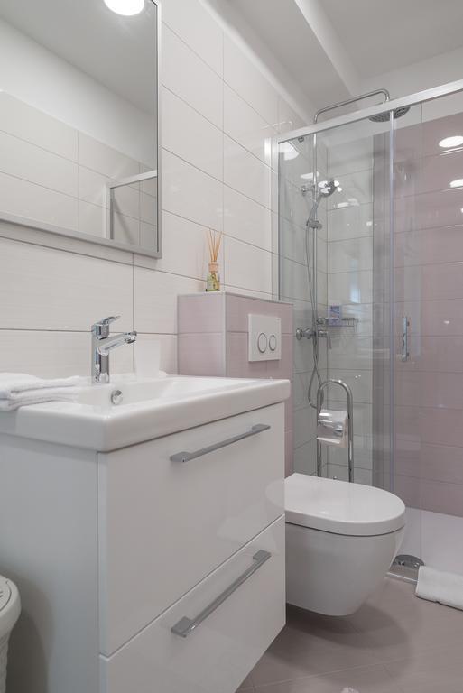 Drop In Split Luxury Suites Экстерьер фото