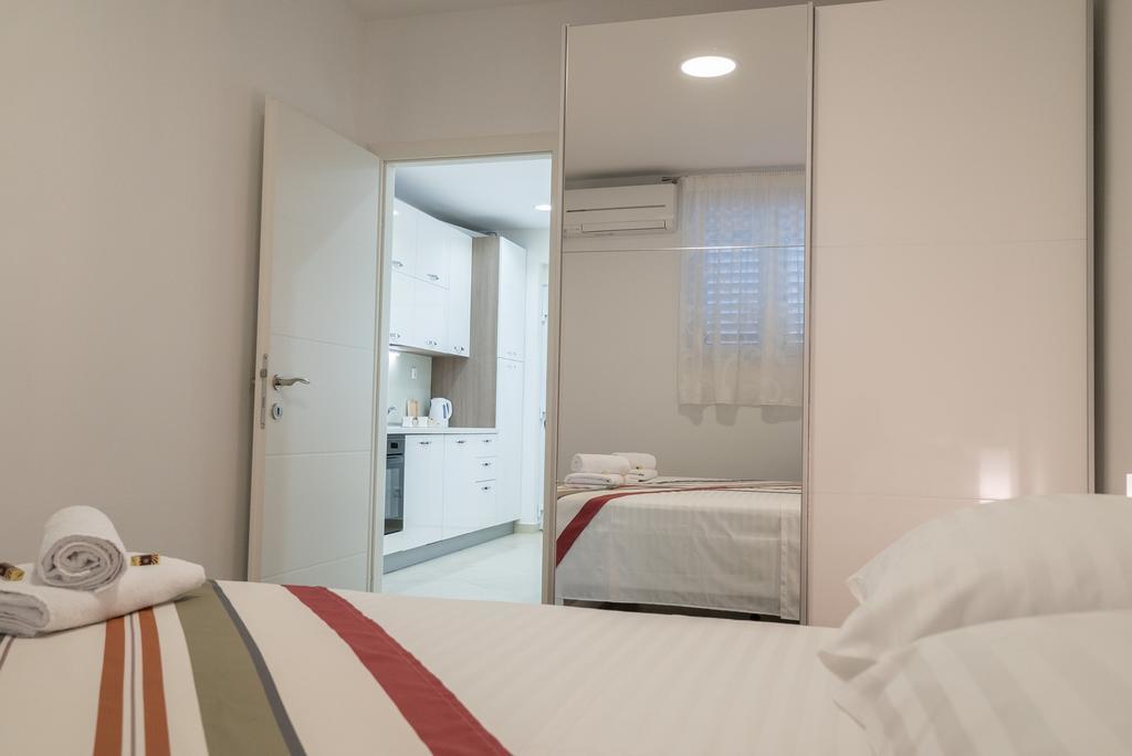 Drop In Split Luxury Suites Экстерьер фото